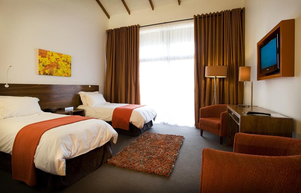 Golden Gate Hotel And Chalets Clarens Εξωτερικό φωτογραφία